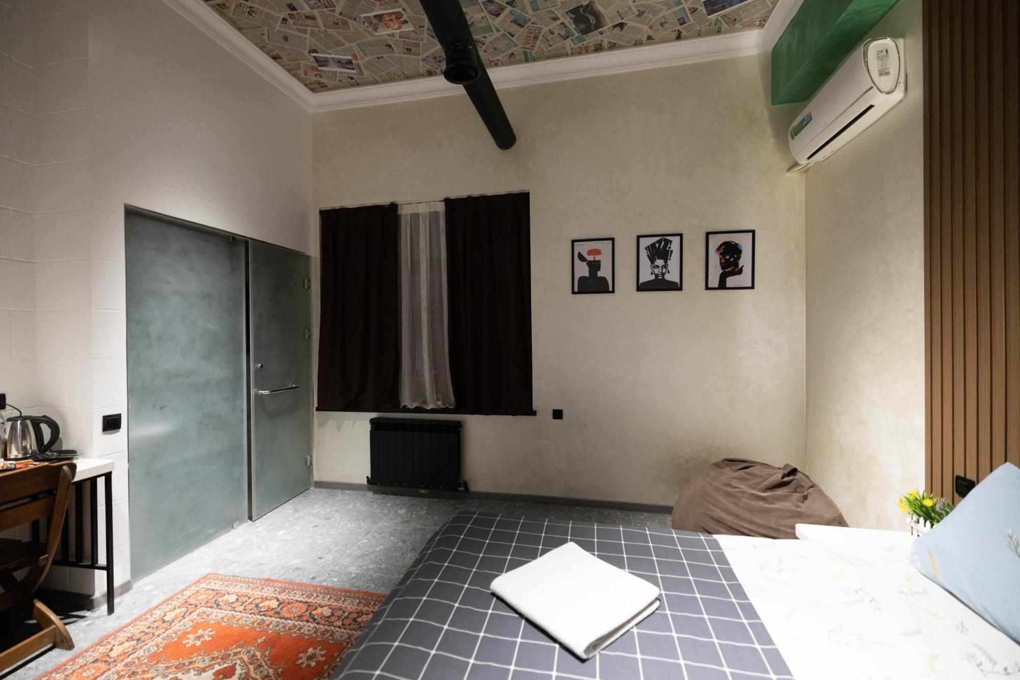 Local Hotel Tashkent Luaran gambar