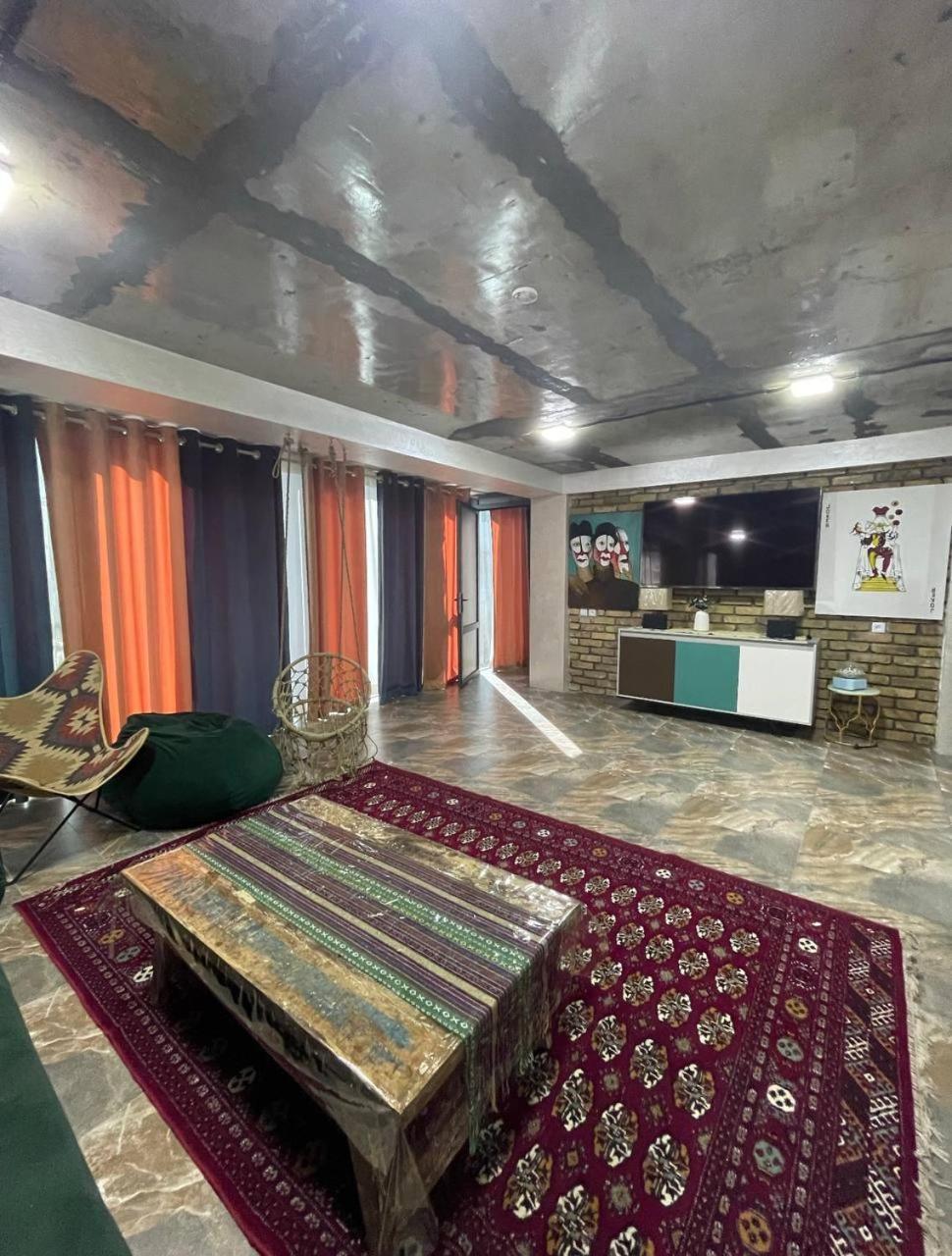 Local Hotel Tashkent Luaran gambar